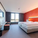 Am Ruessel 3* 洛费尔登