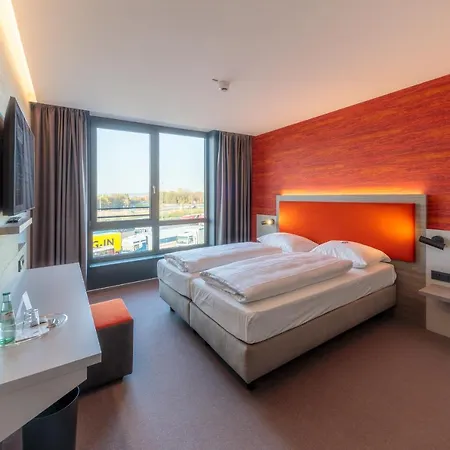 Am Ruessel 3* 洛费尔登