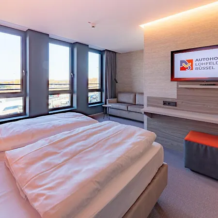 Am Ruessel Hotell Lohfelden